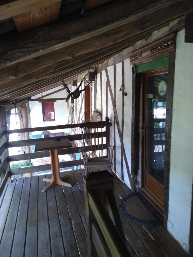 La Varniere Montier-en-Der Buitenkant foto