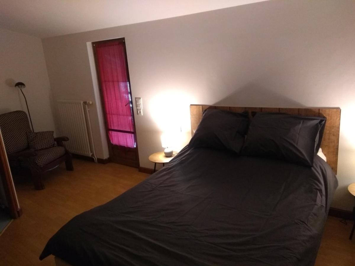 La Varniere Montier-en-Der Buitenkant foto