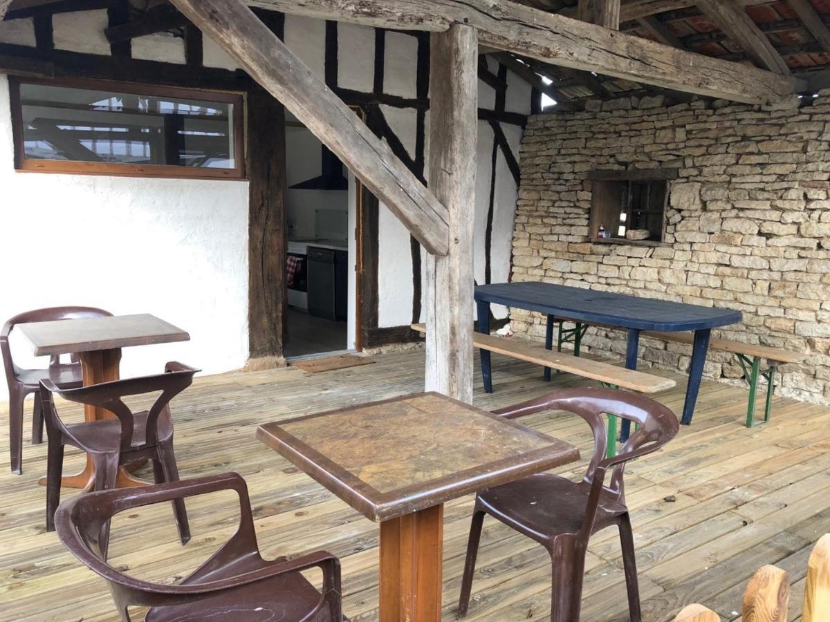 La Varniere Montier-en-Der Buitenkant foto